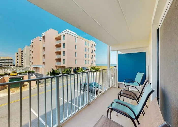 Ocean Block With A Balcony Side Ocean View Ac Wifi & Shared Pool *