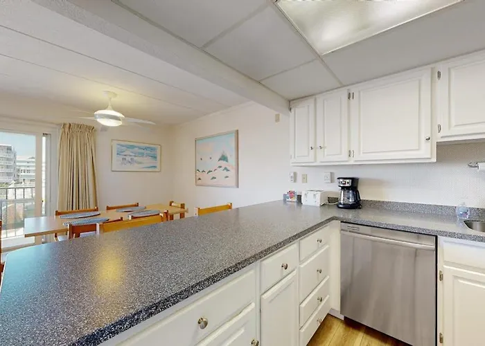 Holiday home Ocean Block With A Balcony Side Ocean View Ac Wifi & Shared Pool