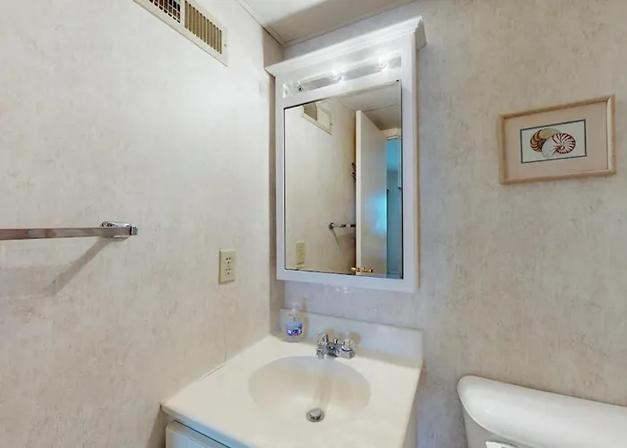 Ocean Block With A Balcony Side Ocean View Ac Wifi & Shared Pool Ocean City