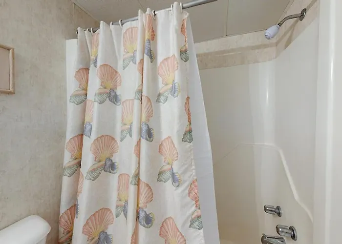 Holiday home Ocean Block With A Balcony Side Ocean View Ac Wifi & Shared Pool