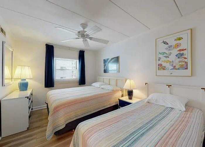 Ocean Block With A Balcony Side Ocean View Ac Wifi & Shared Pool *